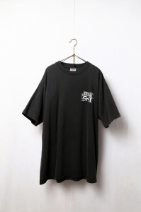 <img class='new_mark_img1' src='https://img.shop-pro.jp/img/new/icons8.gif' style='border:none;display:inline;margin:0px;padding:0px;width:auto;' />semohSHTLong Island TEE ѹɡBlack