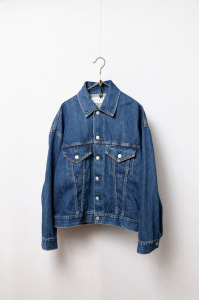 <img class='new_mark_img1' src='https://img.shop-pro.jp/img/new/icons8.gif' style='border:none;display:inline;margin:0px;padding:0px;width:auto;' />HARiWIDE SLEEVE DENIM JACKETUsed