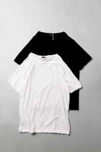 <img class='new_mark_img1' src='https://img.shop-pro.jp/img/new/icons8.gif' style='border:none;display:inline;margin:0px;padding:0px;width:auto;' />R&D.M.Co-TWISTED H/T SHIRT2colorladies