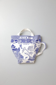 R&D.M.Co-（オールドマンズテーラー）LONDON BLUEWILLOW PLATE POUCH