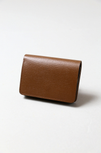 <img class='new_mark_img1' src='https://img.shop-pro.jp/img/new/icons8.gif' style='border:none;display:inline;margin:0px;padding:0px;width:auto;' />formeShort WalletAmberBrownSerpentine