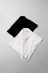<img class='new_mark_img1' src='https://img.shop-pro.jp/img/new/icons8.gif' style='border:none;display:inline;margin:0px;padding:0px;width:auto;' />R&D.M.Co-ICE COTTON TRIANGLE STOLE2color