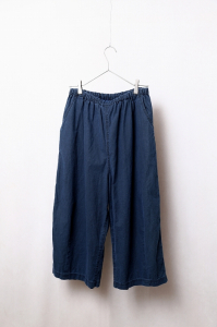 <img class='new_mark_img1' src='https://img.shop-pro.jp/img/new/icons8.gif' style='border:none;display:inline;margin:0px;padding:0px;width:auto;' />Vlas Blomme -juni-Cotton Linen Indigo coatingѥġIndigo Blueladies