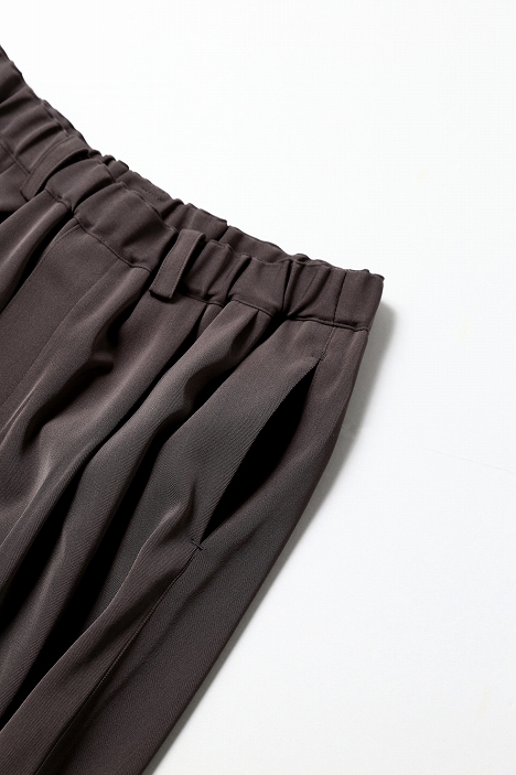 Lommel_Uliさま専用 LAMOND（ラモンド）TWILL TWIST CENTER SEAM PANTS｜通販 - ソコノワ