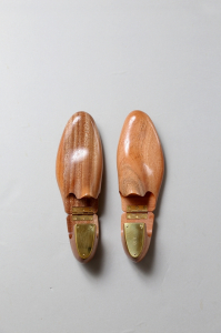 <img class='new_mark_img1' src='https://img.shop-pro.jp/img/new/icons8.gif' style='border:none;display:inline;margin:0px;padding:0px;width:auto;' />formeShoe TreesNo.10mens