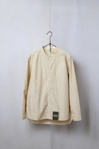 <img class='new_mark_img1' src='https://img.shop-pro.jp/img/new/icons8.gif' style='border:none;display:inline;margin:0px;padding:0px;width:auto;' />HandwerkerHW collarless shirtBeigeladies