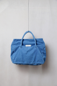 <img class='new_mark_img1' src='https://img.shop-pro.jp/img/new/icons8.gif' style='border:none;display:inline;margin:0px;padding:0px;width:auto;' />R&D.M.Co-INDIGO LIGHT CORDUROY EIFFEL BOSTON BAGFaded Blue
