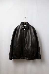 <img class='new_mark_img1' src='https://img.shop-pro.jp/img/new/icons8.gif' style='border:none;display:inline;margin:0px;padding:0px;width:auto;' />semoh��Horse Leather Jacket��Black��mens