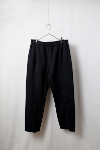 <img class='new_mark_img1' src='https://img.shop-pro.jp/img/new/icons8.gif' style='border:none;display:inline;margin:0px;padding:0px;width:auto;' />semoh��ATELIER��Remake Sweat Pants��ONITA��Black��
