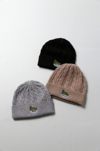 <img class='new_mark_img1' src='https://img.shop-pro.jp/img/new/icons8.gif' style='border:none;display:inline;margin:0px;padding:0px;width:auto;' />semoh��Cashmere Knit Cap 