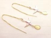 ハンドメイド限定品☆18Kメダイ付き 幸せを運ぶツバメのゴールドピアス