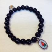 黒オニキス8mmチャーム付きブレスレット