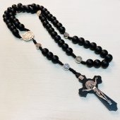 紐編み　木製　ベネディクト十字架ロザリオ／黒