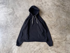 <img class='new_mark_img1' src='https://img.shop-pro.jp/img/new/icons13.gif' style='border:none;display:inline;margin:0px;padding:0px;width:auto;' />RESEARCHED HOODED PULLOVER/ 12oz C.FLEECE