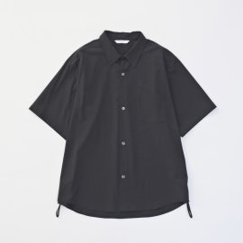 <img class='new_mark_img1' src='https://img.shop-pro.jp/img/new/icons13.gif' style='border:none;display:inline;margin:0px;padding:0px;width:auto;' />S/S TECH SHIRTS
