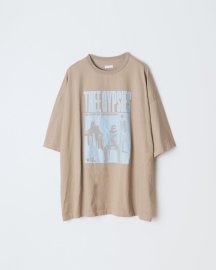 <img class='new_mark_img1' src='https://img.shop-pro.jp/img/new/icons13.gif' style='border:none;display:inline;margin:0px;padding:0px;width:auto;' />SILKETE COTTON PRINT TEE 