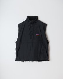 <img class='new_mark_img1' src='https://img.shop-pro.jp/img/new/icons13.gif' style='border:none;display:inline;margin:0px;padding:0px;width:auto;' />REVERSIBLE NYLON VEST