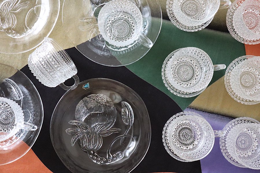 ヌータヤルヴィ イッタラ アラビア フローラ 大皿 ガラス - 食器
