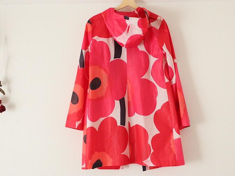 marimekko マリメッコ　レインコート marimekko マリメッコ unikko（ウニッコ）柄 レインコート（S)レッド