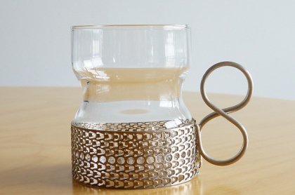 iittala イッタラ tsaikka ツァイッカ メタルホルダー付きグラスマグ