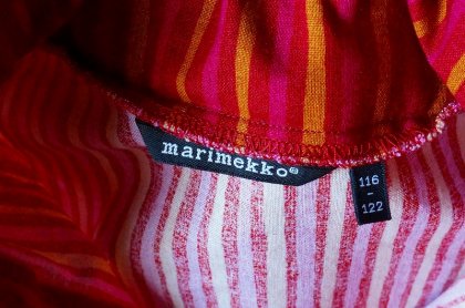 マリメッコの古着キッズシャツ ヨカポイカ 長袖 赤×茶 - 北欧雑貨 ...