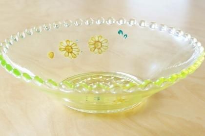 フラワー型ガラスボウル グリーンイエロー フラワー型ガラスボウル