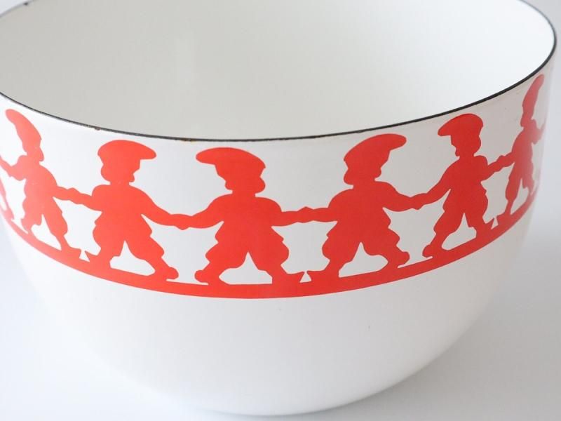 ARABIA アラビア FINEL フィネル ホーローボウル(トントゥ)16cm ARABIA アラビア FINEL フィネル ホーローボウル(トントゥ)16cm