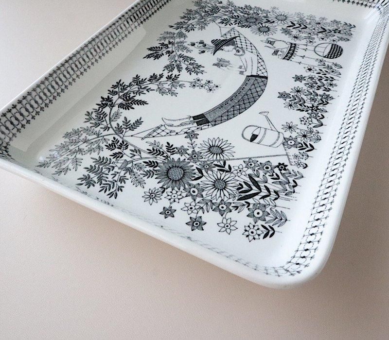 ARABIA（アラビア）Emilia（エミリア）サービングプレート 北欧食器