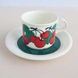 ARABIA アラビア Kirsikka キルシッカ コーヒーカップ＆ソーサー