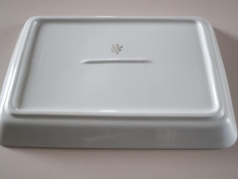 ARABIA アラビア　ヴィンテージ　エミリア 　スクエアプレート　18cm ARABIA - アラビア ヴィンテージ スクエアプレート ヴィンテージ