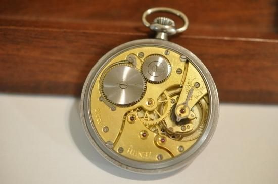 【しん】懐中時計　アンティーク 2243] スイス製 8DAYS 8JOURS 手巻き 懐中時計 1920年