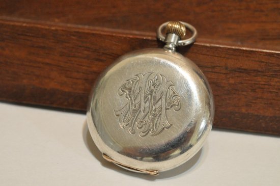 オメガ 懐中時計　0.900刻印 銀彫金 ハンターケース　1919年頃