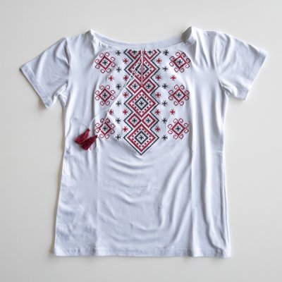 ウクライナ刺繍Tシャツ / カルパティア模様 / S