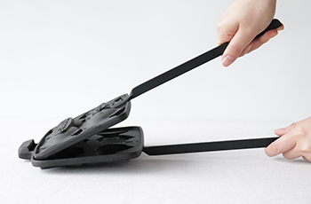 タミさんのたい焼器 9cm | 及源鋳造【公式オンラインショップ タミさんのたい焼器 9cm | 及源鋳造【公式オンラインショップ