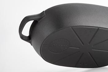 クックトップ オーバル L - 鉄鍋 | 鉄器の及源鋳造株式会社 クックトップ オーバル L - 鉄鍋 | 鉄器の及源鋳造株式会社