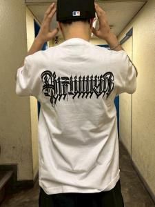 Hスクリプト T (White)<img class='new_mark_img2' src='https://img.shop-pro.jp/img/new/icons5.gif' style='border:none;display:inline;margin:0px;padding:0px;width:auto;' />