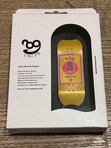 Ƨȹ  FINGERBORD DECK YELLOW<img class='new_mark_img2' src='https://img.shop-pro.jp/img/new/icons5.gif' style='border:none;display:inline;margin:0px;padding:0px;width:auto;' />