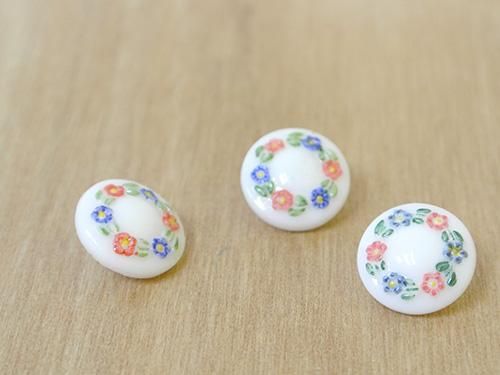 緑園 東欧手芸雑貨 チェコ ガラスボタン 花柄 小 緑園 東欧手芸雑貨 チェコ ガラスボタン 花柄 小