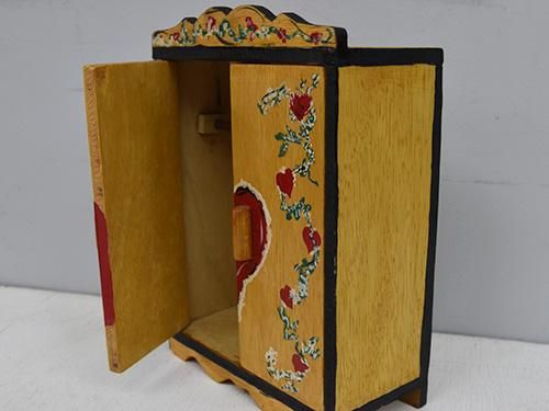 【昭和レトロ】✳︎1970年代✳︎洋服ダンス✳︎ビーバー家具✳︎ 緑園｜東欧雑貨 ドイツ ミニチュアハート柄洋服タンス（無垢）