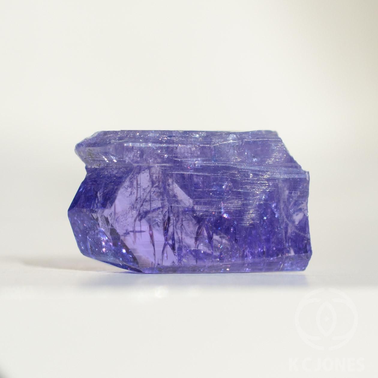 タンザナイトフェア！ ブルーパープルタンザナイト原石C01 タンザナイトフェア！ ブルーパープルタンザナイト原石C01 世界