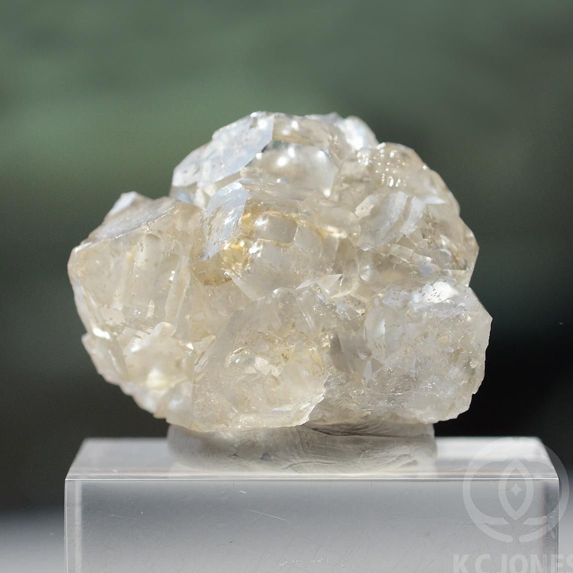 ロシア ダルネゴルスク産 フローライト 67g