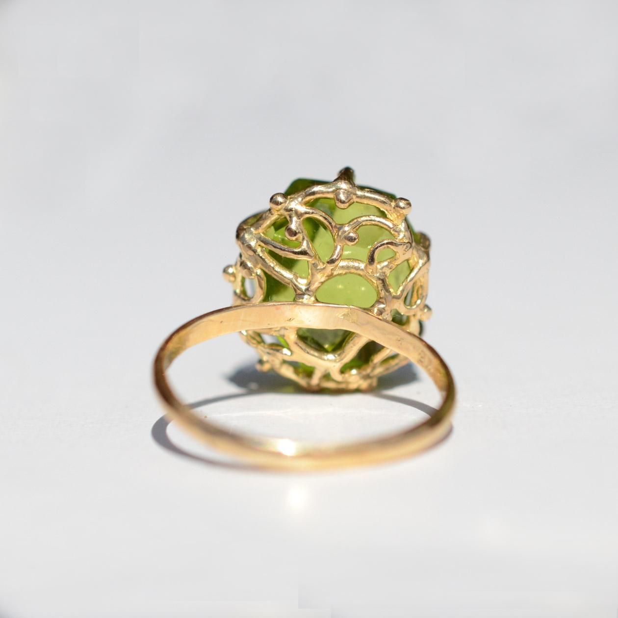 ペリドット 18K リング - KCジョーンズ・クリスタルショップ ペリドット 18K リング - KCジョーンズ・クリスタルショップ