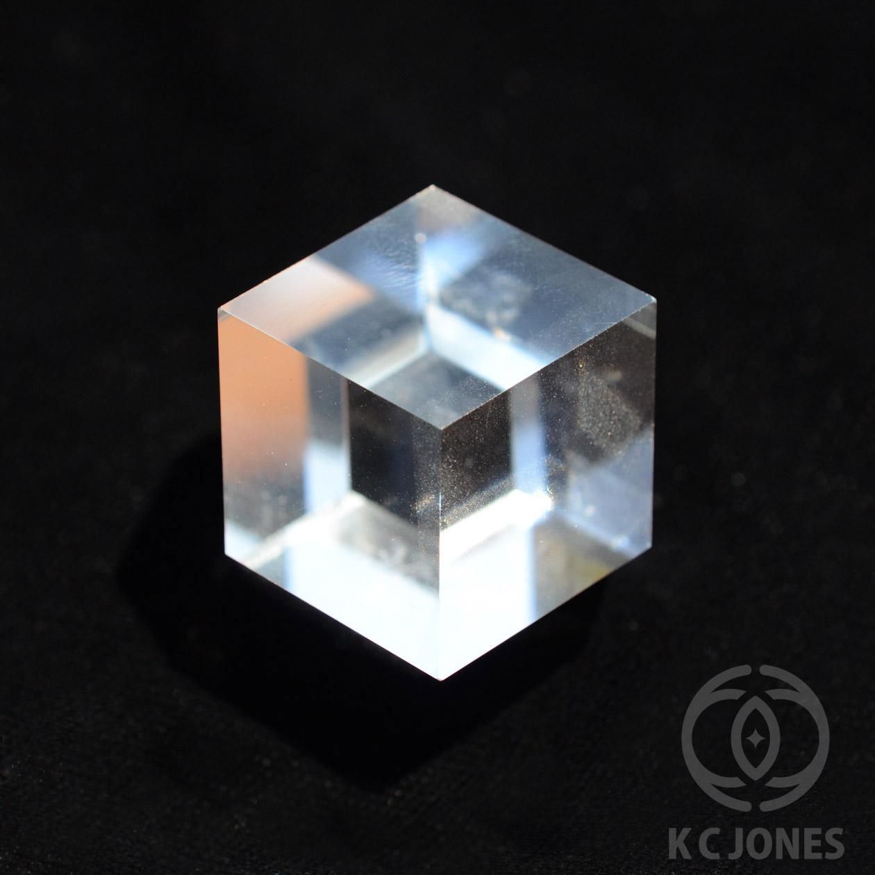 菱形十二面体 クリアクォーツ