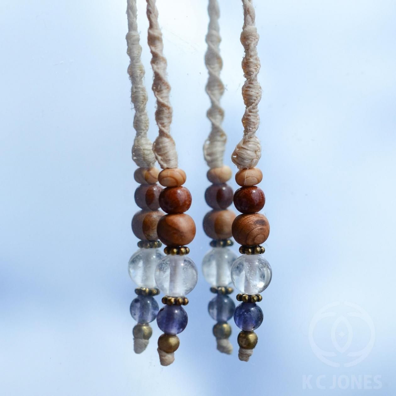 水晶　クリアクォーツ　宝珠　右らせん　41.5㎜ クリアクォーツ・トーラス（トロイド）右らせん 93g