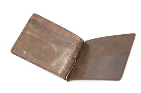 DAVIDEARIOマネークリップ スワロデコ イニシャル レザー調 マネークリップ（全6色