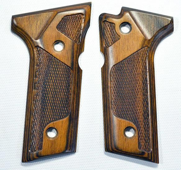 アルタモント　グリップ アルタモント製 M92 バーテック用 ウォールナット チェッカー グリップ