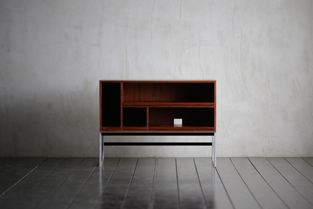Cabinet Jacob Jensen - HIKE