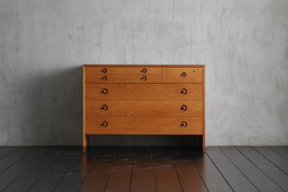 Cabinet Hans J Wegner - HIKE