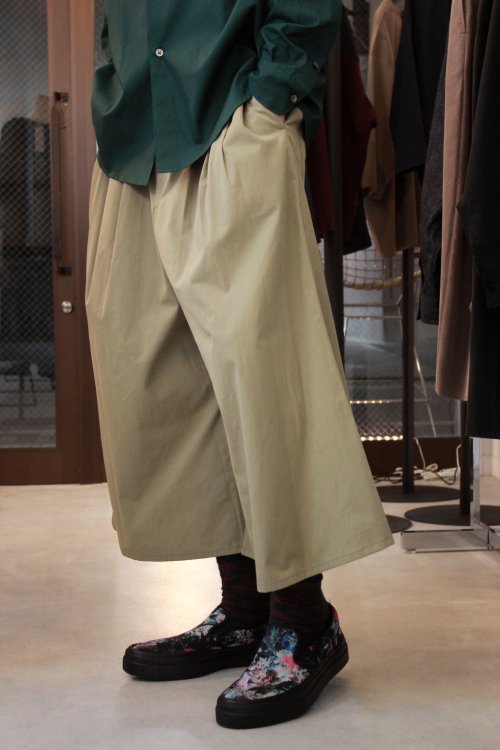 LAD MUSICIAN [ラッドミュージシャン] HIGH COUNT TWILL 3TUCK CROPPED WIDE PANTS