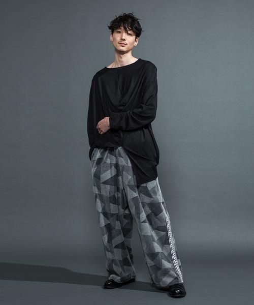 ANREALAGE [アンリアレイジ] BALL CUT SEW ＜ボールカットソー